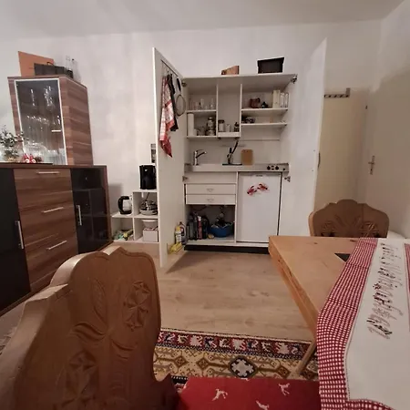 Lägenhet Business Messewohnung Zentral Gelegen In *